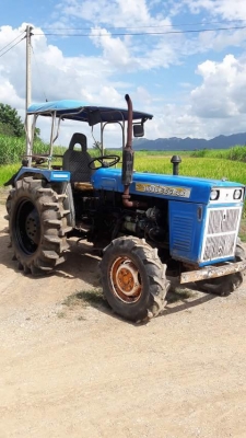 สีนวนจัดให้ แช้มร์ 35แรง มาพร้อมผาน พวงมาลัยเพลาเวอร์ เครื่องแรงๆ สภาพพร้อมใช้งาน สนใจติดต่อ 089-9638932