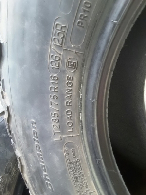 BF ko2 USA. 285/75/16 ปลายปี14 สภาพดีมาก 1ชุด