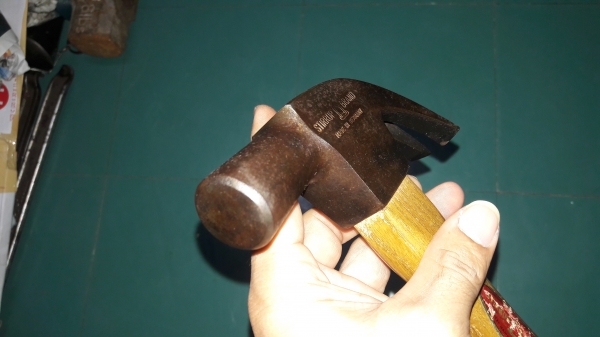 ขายค้อนตราระฆ้ง27mm.Made in Germany.เก่าเก็บ