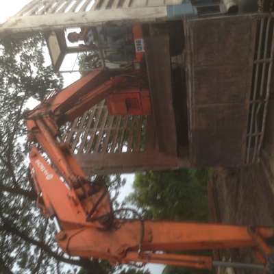 รถแบ็คโฮ