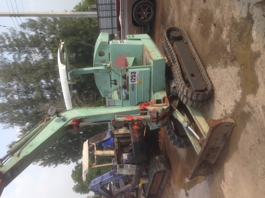 รถแบ็คโฮ