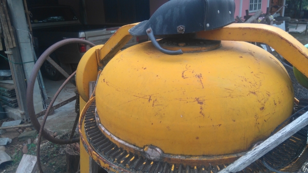 ขายด่วน  โม่ปูน สภาใช้งานแค่ครั้งเดียว (ไม่มีได) 11000