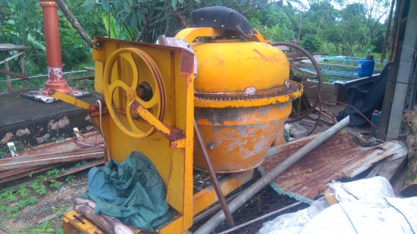 ขายด่วน  โม่ปูน สภาใช้งานแค่ครั้งเดียว (ไม่มีได) 11000