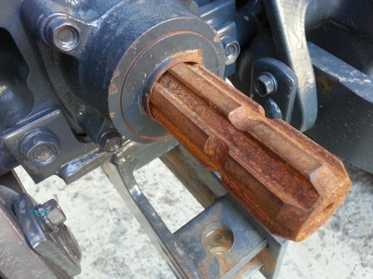 คูโบต้า L4708 4 WD ใบมีดตราช้าง โรตารี่ตราช้าง RX182F