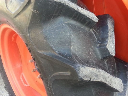 คูโบต้า L4708 4 WD ใบมีดตราช้าง โรตารี่ตราช้าง RX182F