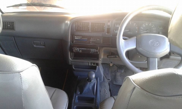 TOYOTA HILUX MIGHTY-X ปี40 TOYOTA HILUX MIGHTY-X ปี40