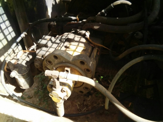 ขายด่วน KOBELCO SK200 MART III สภาพพร้อมใช้งาน เครื่องเดิมปั้มเดิม โซ่พร้อมใช้งาน รถทำงานปกติ ไฟฟ้าตัด  เอกสารเล่มทะเบียน