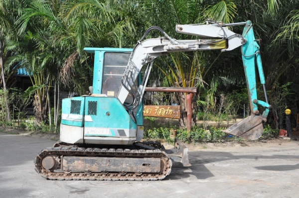 KOMATSU PC38uu((เท่าpc40)) คอนโทลดี ปั้มแรง แน่นๆ สวยเดิมจากญี่ปุ่น ทำงานสมบูรณ์ทุกระบบ รับรองไม่ผิดหวัง 285,000 เท่านั้น!!