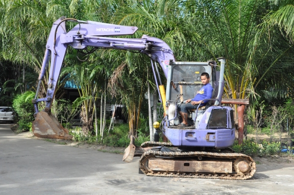 HITACHI EX55UR((เท่าpc60)) คอนโทลน้ำมัน ปั้มนิ้ว แน่นๆ สวยเดิมจากญี่ปุ่น ทำงานสมบูรณ์ทุกระบบ รับรองไม่ผิดหวัง 295,000 เท่านั้น!!