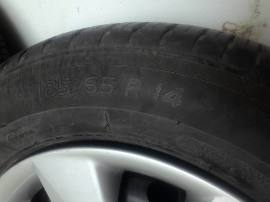 ล้อขอบ14พร้อมยาง มิสลิน