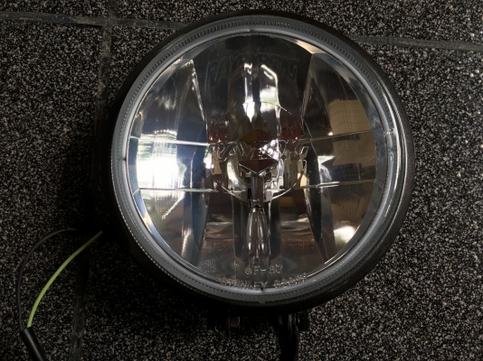 สปอตไลท์ RAYBRIG