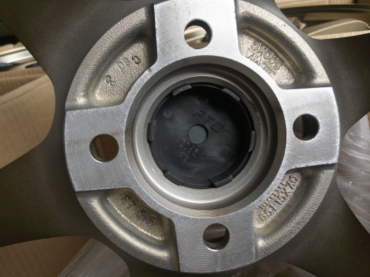 ล้อใหม่ TE37 ขอบ 15 งานดี ราคาถูก 4 วง 7900 บาท ล้อใหม่ TE37 ขอบ 15 งานดี ราคาถูก 4 วง 7900 บาท