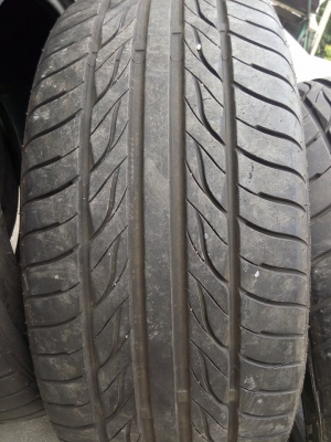 ยางสดดอกล้นๆ 215 50 17 ปลายปี 15 ชุดละ 4900 บาท ยางสดดอกล้นๆ 215 50 17 ปลายปี 15 ชุดละ 4900 บาท