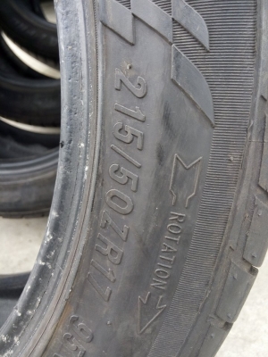 ยางสดดอกล้นๆ 215 50 17 ปลายปี 15 ชุดละ 4900 บาท ยางสดดอกล้นๆ 215 50 17 ปลายปี 15 ชุดละ 4900 บาท