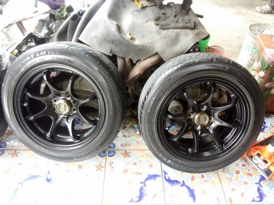 CE28 ขอบ 15 กว้าง 7 พร้อมยางดันลอป ดอกสวยใช้ยาวๆ 7900 บาท