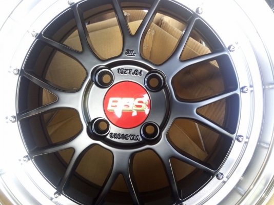 BBS LM แม็กใหม่ขอบ 15 กว้าง 7 ใส่รถ 4 รู 100 BBS LM แม็กใหม่ขอบ 15 กว้าง 7 ใส่รถ 4 รู 100