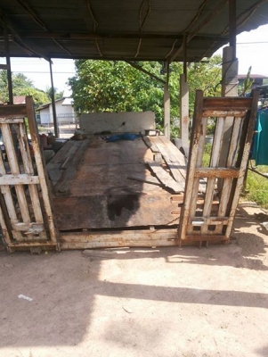 เทนเลอร์4ล้อหัวเพลาเอฟ  ขนรถเกี่ยวใหญ่ รถแม็คโค100 บรรทุก12ตันสบายๆ