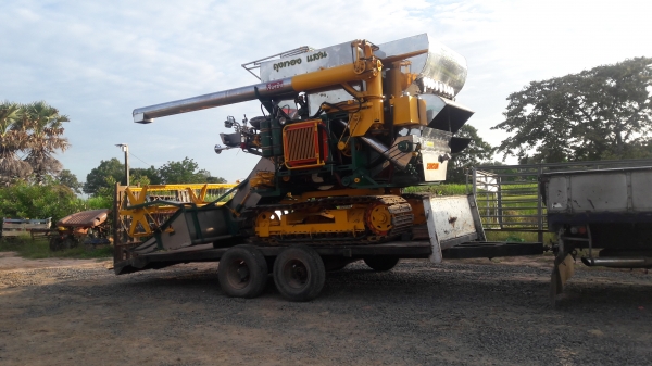 เทนเลอร์4ล้อหัวเพลาเอฟ  ขนรถเกี่ยวใหญ่ รถแม็คโค100 บรรทุก12ตันสบายๆ