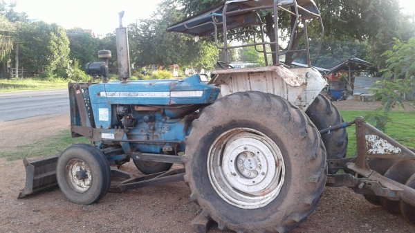 ขาย รถไถ ฟร์อค 6600 T5 สภาพดีพร้อมใช้ เล่ม-ทะเบียนพร้อมโอน