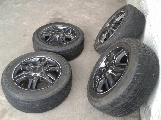 ล้ออีสุ ขอบ16นิ้ว6รู พร้อมยาง ชุดนี้ ราคา 5500 บาท