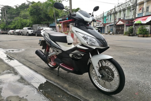 air blade รถบ้านแท้ มือเดียว เล่มชุดโอนครบ ภาษี60