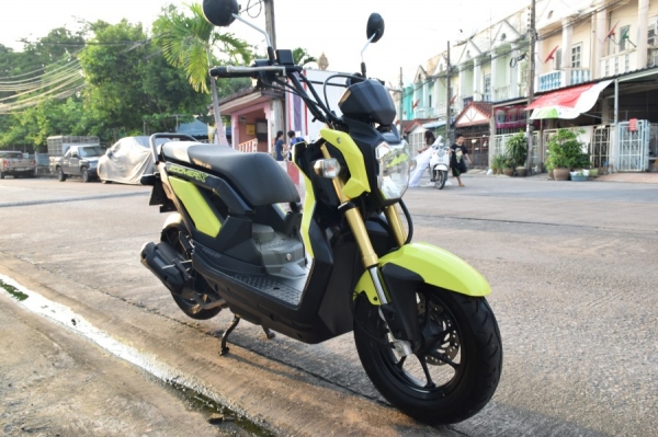 Zoomer x 2558 ตัวTop วิ่ง4000โล ไมล์ดำแดง มือเดียว ชื่อผู้หญิง รถบ้านแท้