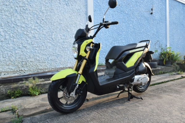 Zoomer x 2558 ตัวTop วิ่ง4000โล ไมล์ดำแดง มือเดียว ชื่อผู้หญิง รถบ้านแท้