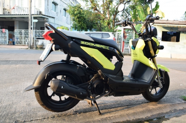 Zoomer x 2558 ตัวTop วิ่ง4000โล ไมล์ดำแดง มือเดียว ชื่อผู้หญิง รถบ้านแท้