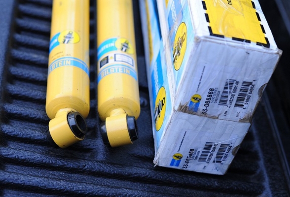 โช้ค Bilstein หู-หู 24 นิ้ว โช้ค Bilstein หู-หู 24 นิ้ว