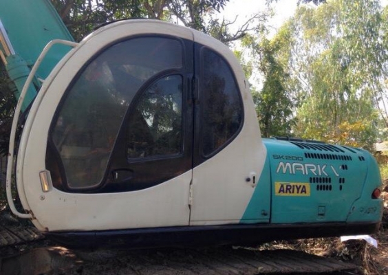 ขาย!! >>> Kobelco Sk200 Mark5 <<< พร้อมใช้งาน เอกสารเล่มทะเบียน ราคา 850,000 บาท ต่อรอง