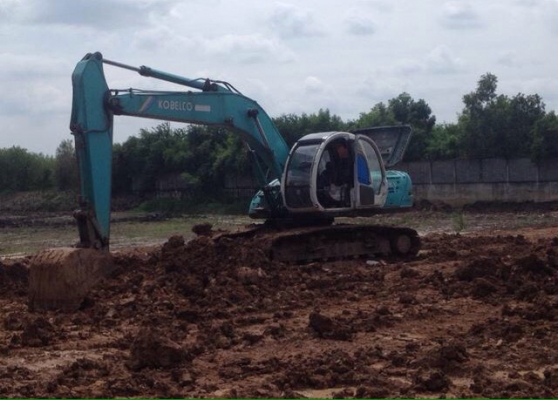 ขาย!! >>> Kobelco Sk200 Mark5 <<< พร้อมใช้งาน เอกสารเล่มทะเบียน ราคา 850,000 บาท ต่อรอง