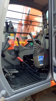 ขายครับมาใหม่ครับ HITACHI ZX135US ปี2007 ใช้งานน้อย 5XXX ชั่วโมง รถสวยสภาพดีมาหาเรา ☎0802682570 บอลครับ