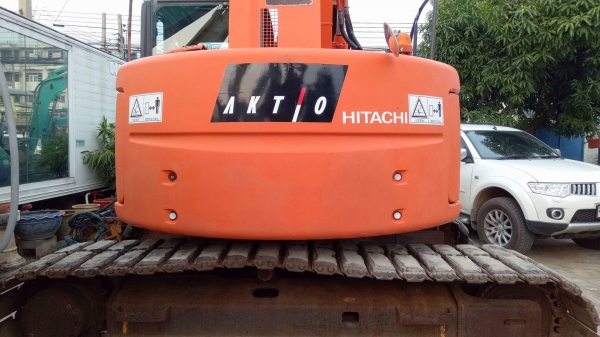 ขายครับมาใหม่ครับ HITACHI ZX135US ปี2007 ใช้งานน้อย 5XXX ชั่วโมง รถสวยสภาพดีมาหาเรา ☎0802682570 บอลครับ