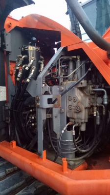 ขายครับมาใหม่ครับ HITACHI ZX135US ปี2007 ใช้งานน้อย 5XXX ชั่วโมง รถสวยสภาพดีมาหาเรา ☎0802682570 บอลครับ