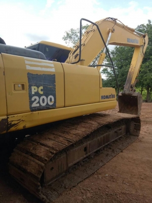 ขายรถแบคโค KOMATSU PC200-7 ใช้งาน16000ชั่วโมง ไฟฟ้าครบ เอกสารใบอินวอย ราคา1,500,000 สนใจโทร 090-8588220คุณนะ 093-3258446คุณบิว หรือเข้าดูสินค้าอื่นๆได้ที่ www.narong2truck.com หรือ www.truck.in.th/498 หรือเพจFacebook ณรงค์ ซื้อขายรถมือสอง (เว็บไซต์ส่วนตัว