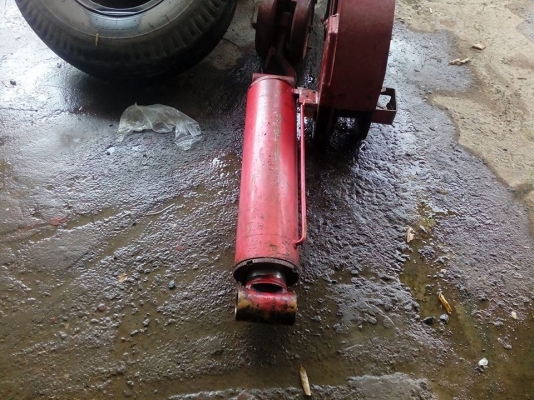 ขาย กระบอกเครน5ตัน โทร081-4012955