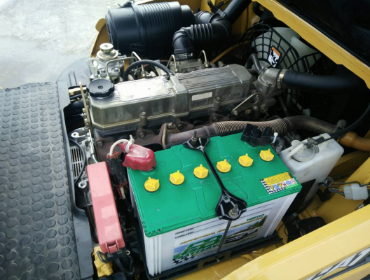จำหน่าย Used Forklift CAT DP30NT ดีเซล เสา 3 เมตร + ทำสี เปลี่ยนยาง จำหน่าย Used Forklift CAT DP30NT ดีเซล เสา 3 เมตร + ทำสี เปลี่ยนยาง