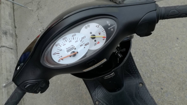 Honda Z4 50cc 4-จังหวะ สีดำ Honda Z4 50cc 4-จังหวะ สีดำ