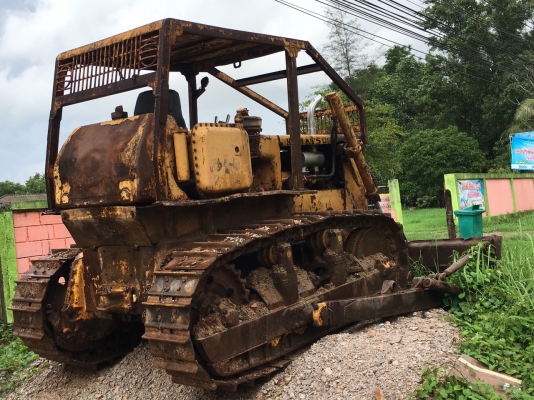 ขายรถแทรคเตอร์ KOMATSU D50A-15 ห้องเลี้ยวน้ำมัน ราคา 450000 ขายรถแทรคเตอร์ KOMATSU D50A-15 ห้องเลี้ยวน้ำมัน ราคา 450000