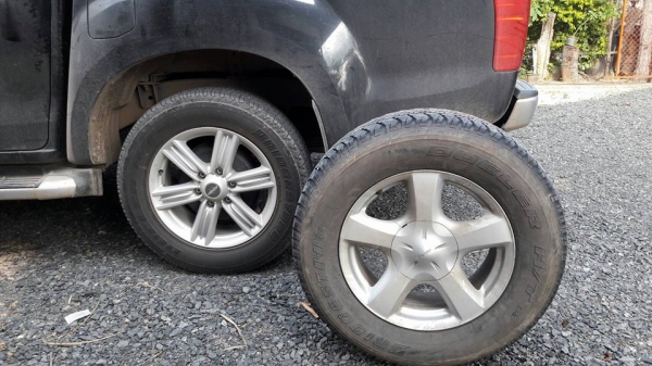 ขายล้อISUZU DMAX ALL New ขอบ   17  ยางปี  11