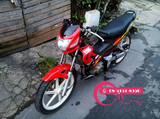 ขาย SONIC ไมล์ขาว ปี 46 รถเดิมๆ เอกสารครบสนใจลองรถได้ที่เคหะร่มเกล้า เขตลาดกระบัง