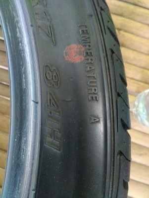 205/40R17 NEZEN CP 672 ปี14 มี 2 เส้น tel. 081-427-3941 205/40R17 NEZEN CP 672 ปี14 มี 2 เส้น tel. 081-427-3941