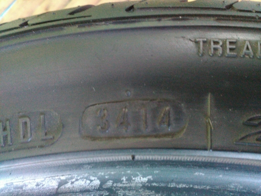 205/40R17 NEZEN CP 672 ปี14 มี 2 เส้น tel. 081-427-3941 205/40R17 NEZEN CP 672 ปี14 มี 2 เส้น tel. 081-427-3941