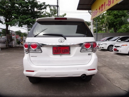 TOYOTA FORTUNER 2.5G AT ปี2013