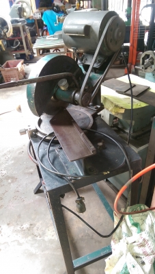 ขายครับขาย แท่นเลื่อย ใบวงเดือน ขนาด 10" ตัดไม้ อลูมิเนียม พลาสติก ฯลฯ มอเตอร์ TOSHIBA 1/2 HP ไฟบ้าน พร้อม bar รับชินงาน ยาวประมาณ 3m. รุ่นเก่า เหล็กหนา โครงสร้างดี เก่าเก็บ ยังใช้ได้สมบูรณ์ พร้อมใช้ ขาย 11000 บาท 0814583376 เอก ปทุม ขายครับขาย แท่นเลื่อย ใบวงเดือน ขนาด 10" ตัดไม้ อลูมิเนียม พลาสติก ฯลฯ มอเตอร์ TOSHIBA 1/2 HP ไฟบ้าน พร้อม bar รับชินงาน ยาวประมาณ 3m. รุ่นเก่า เหล็กหนา โครงสร้างดี เก่าเก็บ ยังใช้ได้สมบูรณ์ พร้อมใช้ ขาย 11000 บาท 0814583376 เอก ปทุม