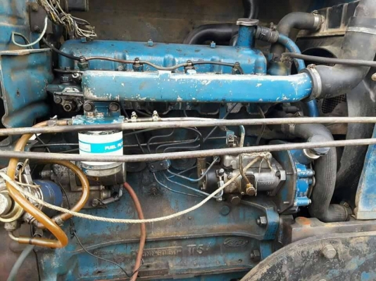 รถไถฟอร์ด 6600 มีเล่มทะเบียน 2เพลา