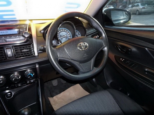 TOYOTA VIOS 1.5MT ปี 2013