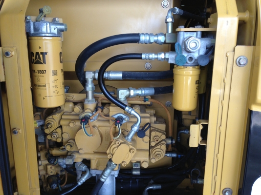 ขาย CAT312D สวยใส ไร้ที่ติ 2000 ชั่วโมง รถสวยมาก งานเบาๆ สนใจติดต่อ 081-4283210 ไอดีไลน์ Adul.14 ชมรถได้ทุกวัน