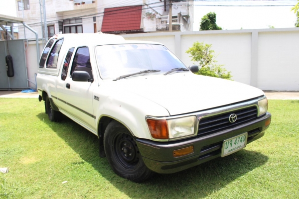 ปี 1996 Toyota Hilux Mighty-X แคป เครื่อง 2500 CC เกียร์ธรรมด