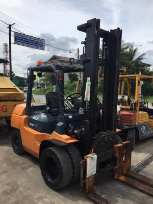 รถยก 3.5 ตัน  TOYOTA 7FD35 รถนอกเก่าญี่ปุ่น รถปี 2010 ดีเซล  เสา 4 เมตร เกียร์ออโต้